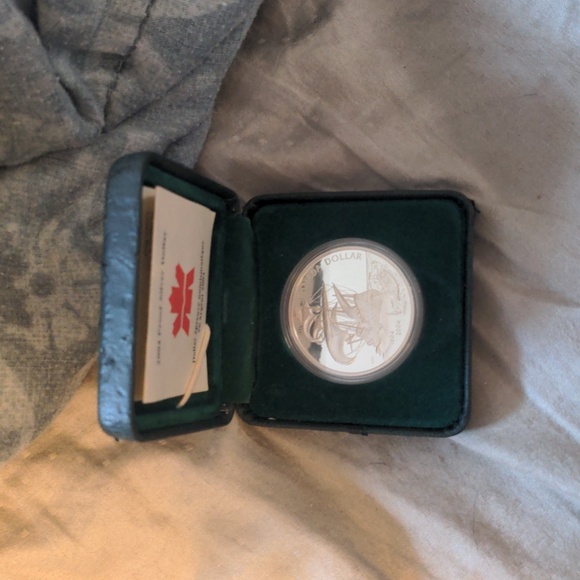 2004 Proof Silver Dollar Canada Dollar 1604 2004 - Picture 11 of 14